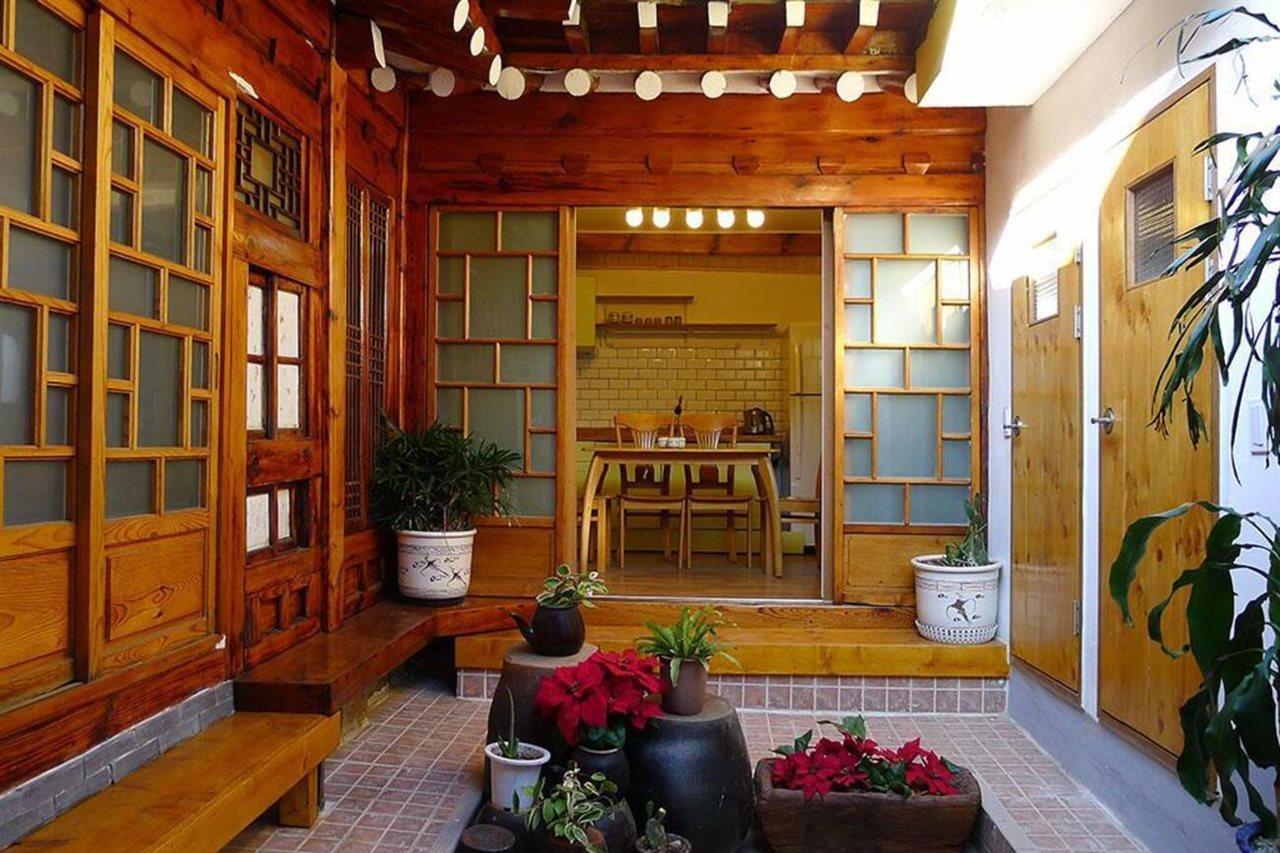 Hanok Guesthouse 202 Seoul Exterior photo